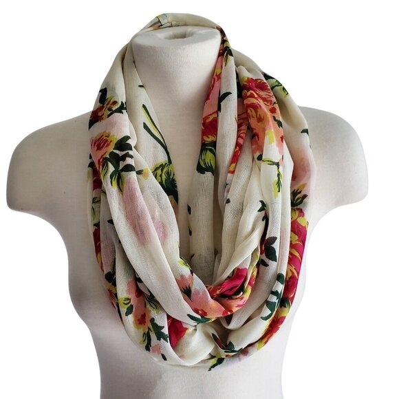 Candie’s Vintage Inspired Boho Floral Infinity Scarf O/S - Picture 1 of 11